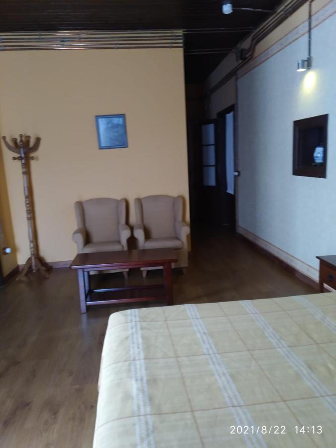 Casa Josefita Appartement Villamayor  Buitenkant foto
