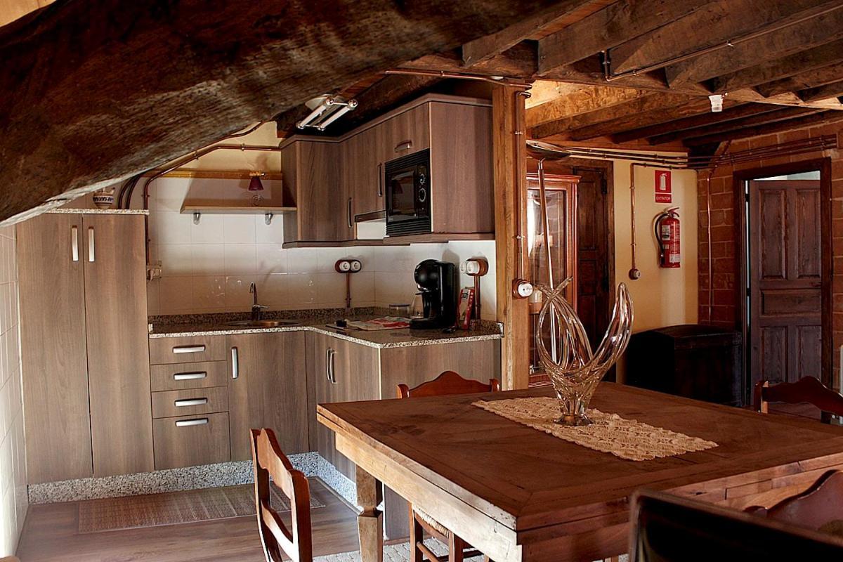 Casa Josefita Appartement Villamayor  Buitenkant foto