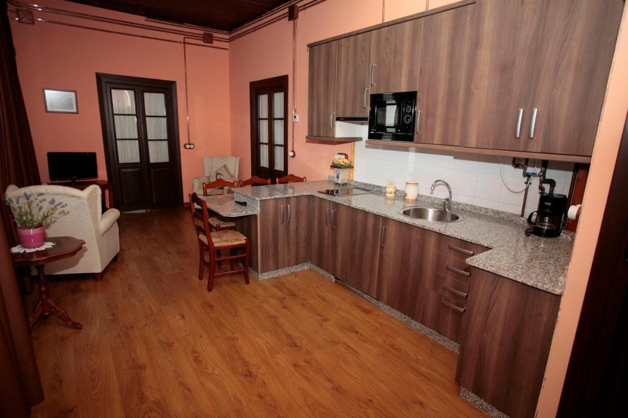 Casa Josefita Appartement Villamayor  Buitenkant foto